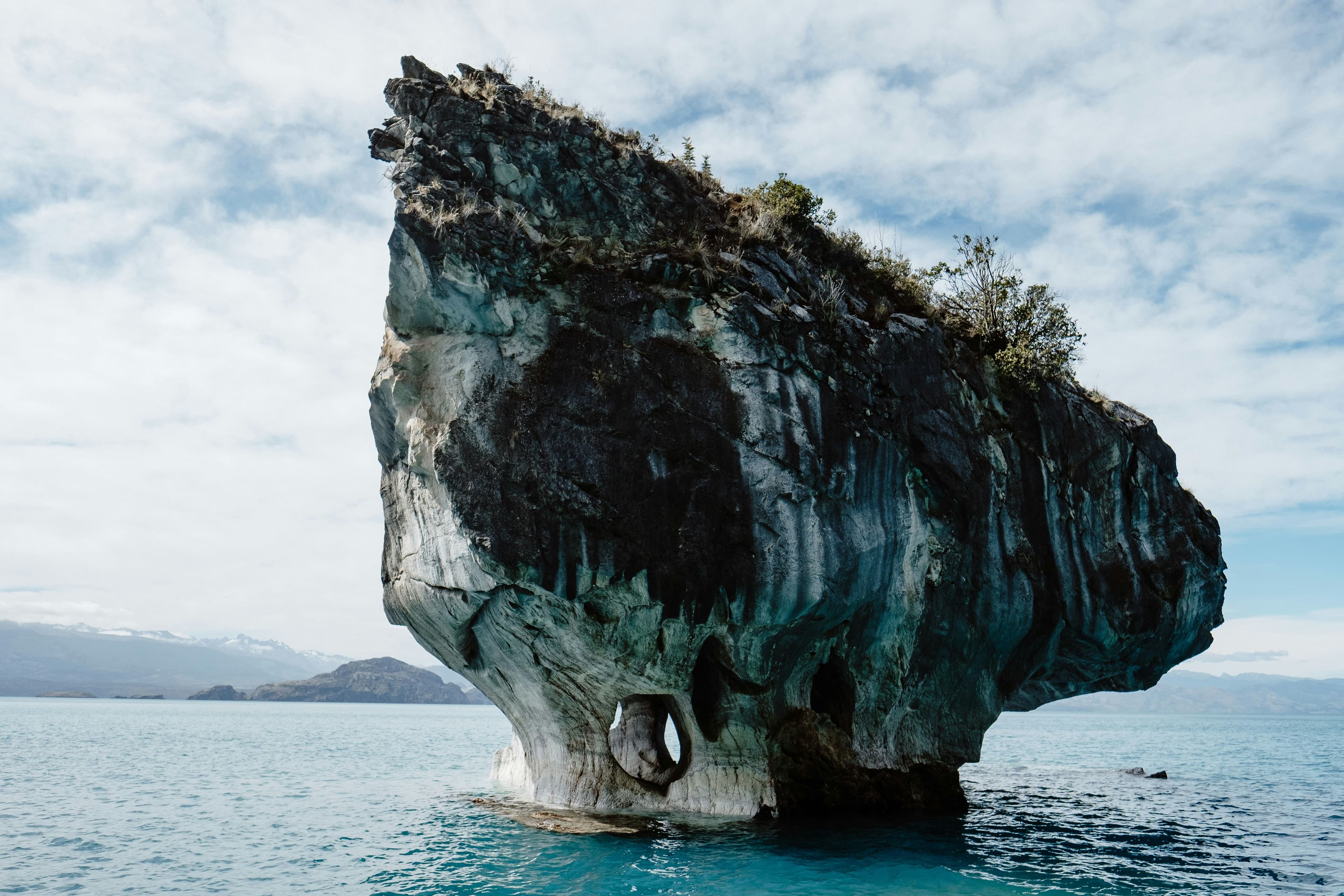 Cuevas de Mármol, Lago General Carrera